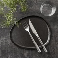 Talerz obiadowy RAW Organic Titanium Black – 29x25 cm Aida Denmark mantecodesign.jpg