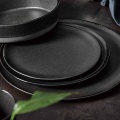 Talerz lunchowy 23cm RAW Titanium Black AIDA14811c.jpg