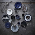 zastawa stołowa mantecodesign_groovy stoneware mix__environment_2019.jpg
